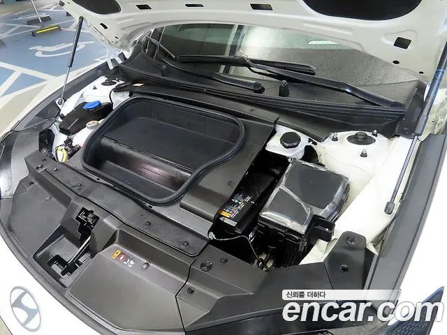 Hyundai Ioniq6 — Фото автомобиля 6