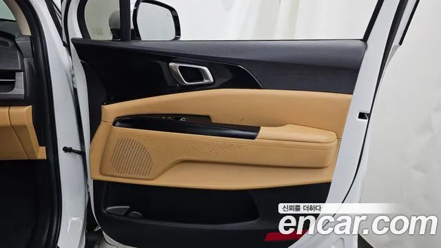 Kia Canival Carnival 4 поколение Бензин 9 мест Prestige — Фото автомобиля 21