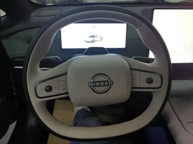 Nissan N7 — Фото автомобиля 15