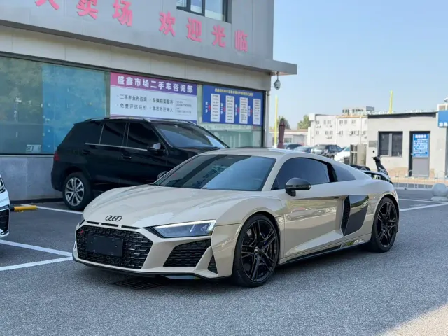 Фотография автомобиля — Audi R8