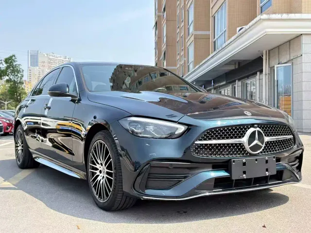 Mercedes-Benz C-Class — Фото автомобиля 3