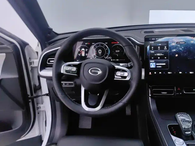 GAC Trumpchi GS8 — Фото автомобиля 15