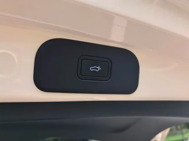 Geely Starry Wish — Фото автомобиля 12