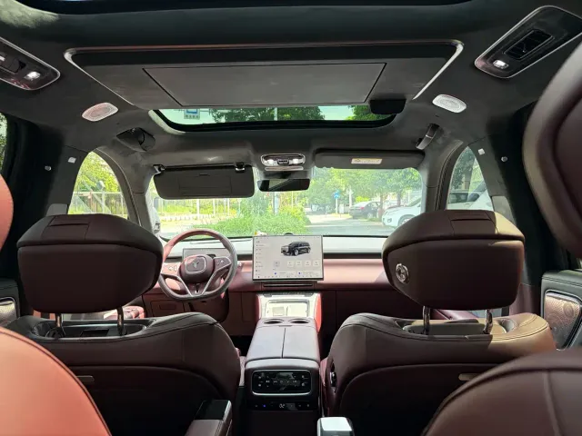 Voyah Auto VOYAH Taisan 2026 Model Base — Фото автомобиля 6