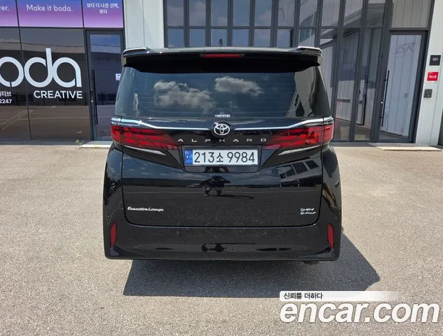 Toyota Alphard Generation 4 — Фото автомобиля 4