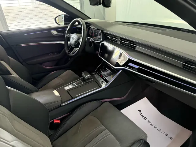 Audi A6L — Фото автомобиля 6
