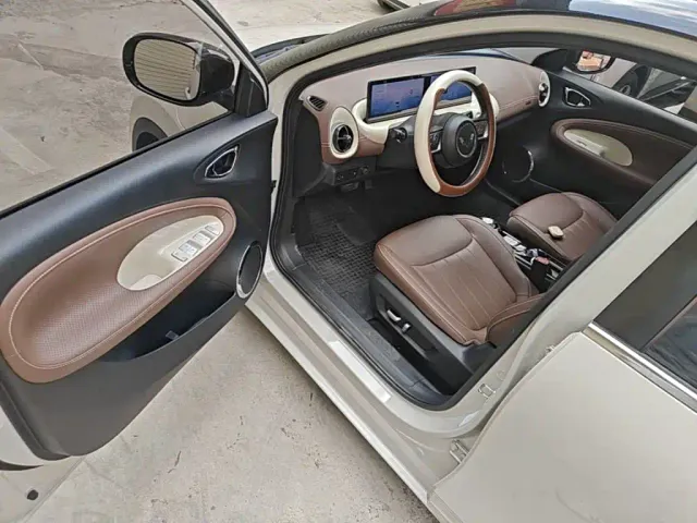 Wuling Bingo — Фото автомобиля 15