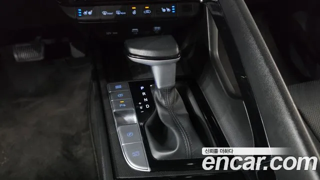 Hyundai Avante CN7 — Фото автомобиля 12