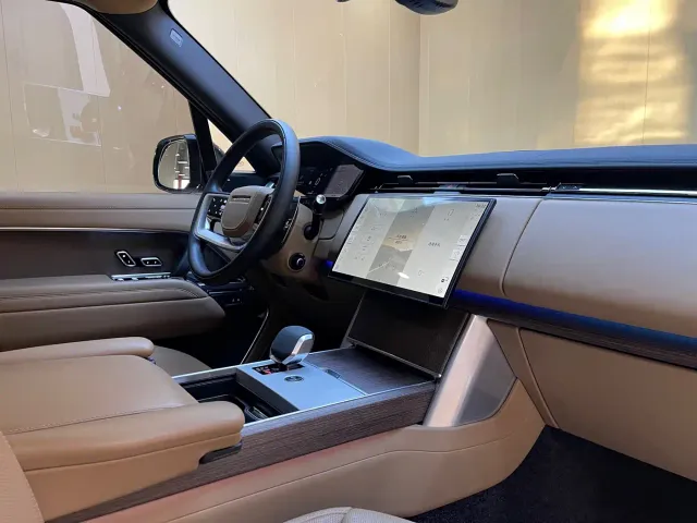 Land Rover Range Rover — Фото автомобиля 12