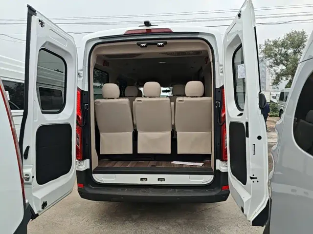 Maxus Xintu V90 — Фото автомобиля 18