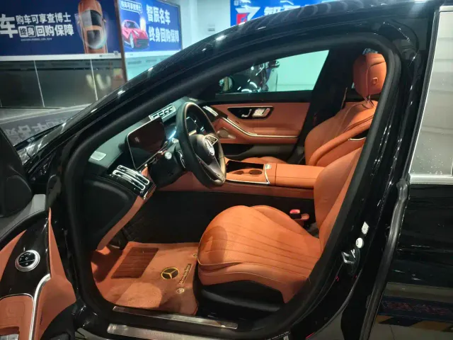 Mercedes-Benz S-Class — Фото автомобиля 6