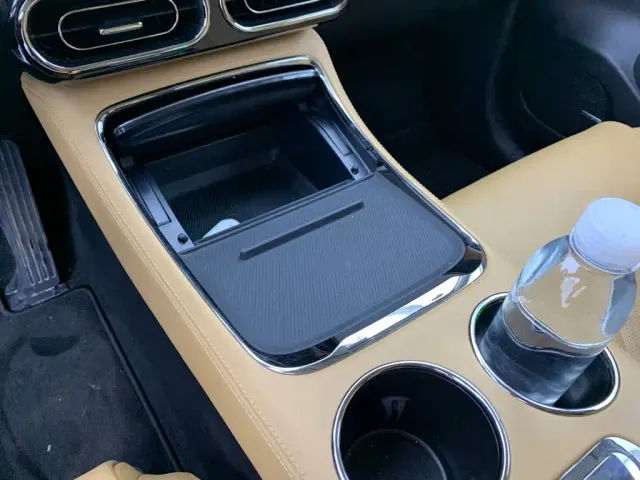 Leapmotor C11 — Фото автомобиля 24