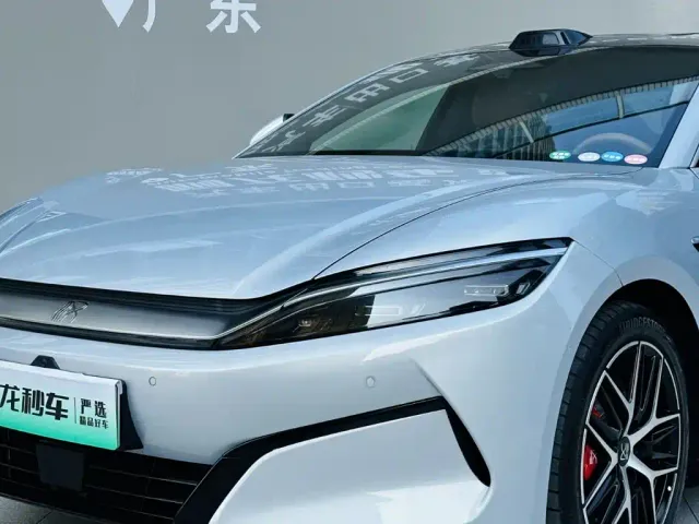 BYD Han L — Фото автомобиля 19