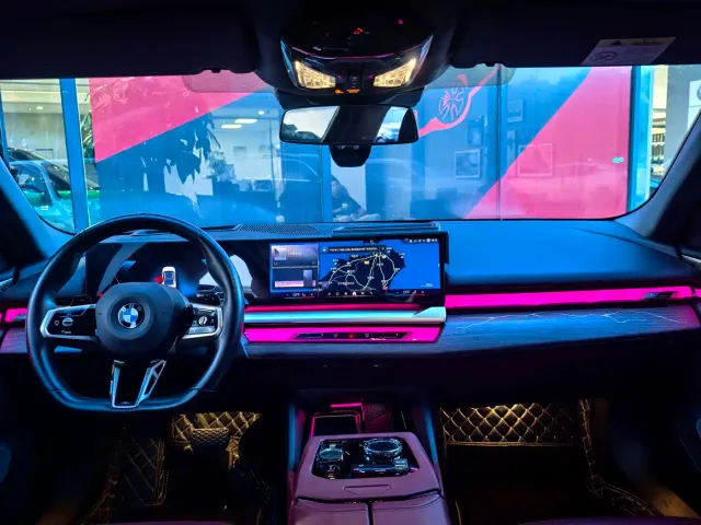 BMW 5 Series — Фото автомобиля 11