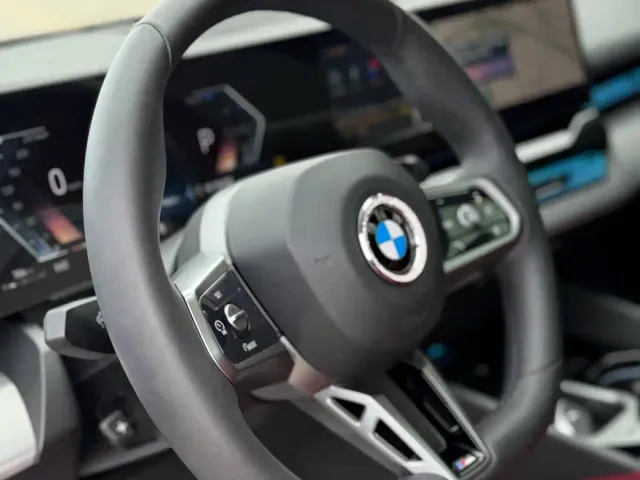 BMW 5 Series — Фото автомобиля 8