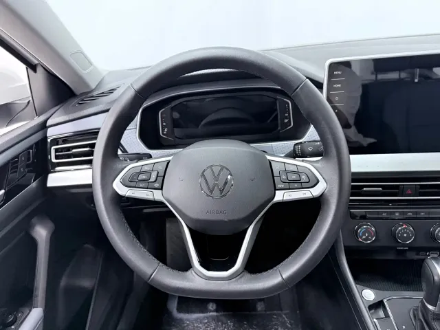 Volkswagen Lavida — Фото автомобиля 13