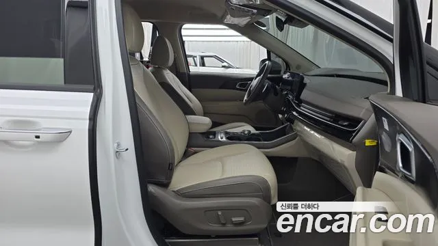 Kia Carnival 4th Gen — Фото автомобиля 16