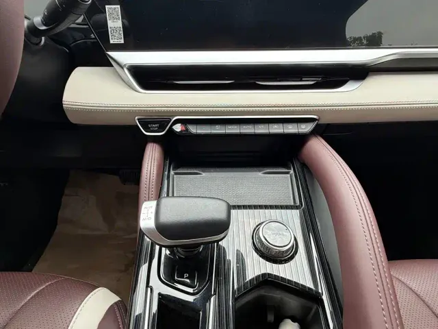 Geely Xingyue L — Фото автомобиля 9