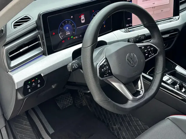 Volkswagen Lamando — Фото автомобиля 6