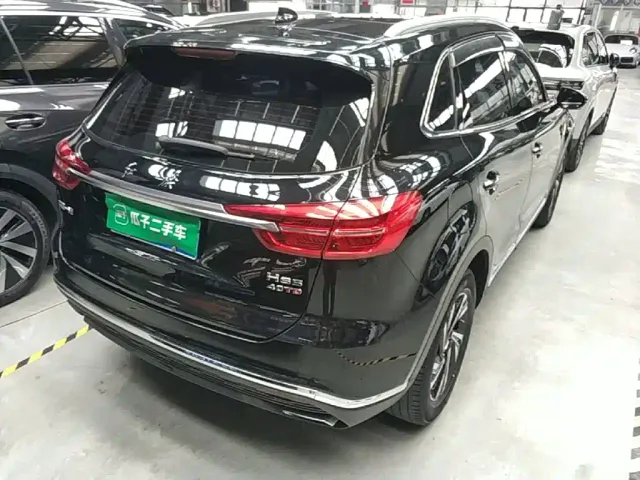 Hongqi HS5 — Фото автомобиля 6