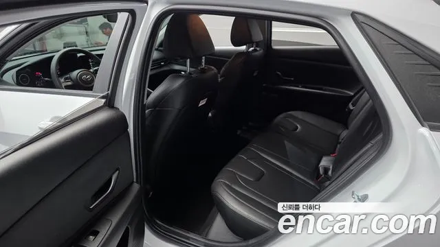 Hyundai Avante CN7 — Фото автомобиля 30