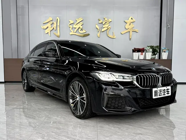 BMW 5 Series — Фото автомобиля 3
