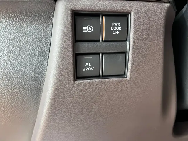 Toyota Alphard — Фото автомобиля 19