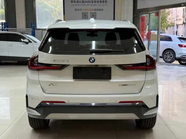 BMW X1 — Фото автомобиля 5