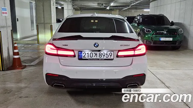 BMW 5 Series G30 — Фото автомобиля 4