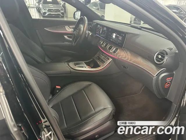 Mercedes-Benz E-Class E-класс W213 E350 4MATIC Exclusive — Фото автомобиля 14