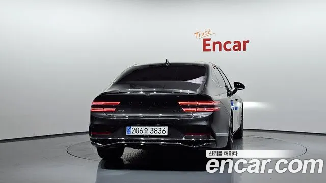 Genesis G80 RG3 — Фото автомобиля 4