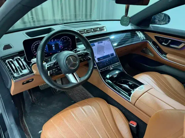 Mercedes-Benz S-Class — Фото автомобиля 4