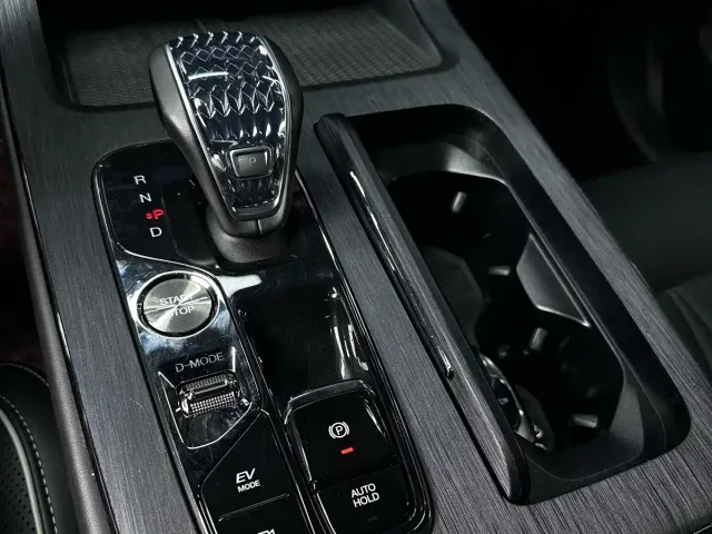 GAC Trumpchi GS8 — Фото автомобиля 19