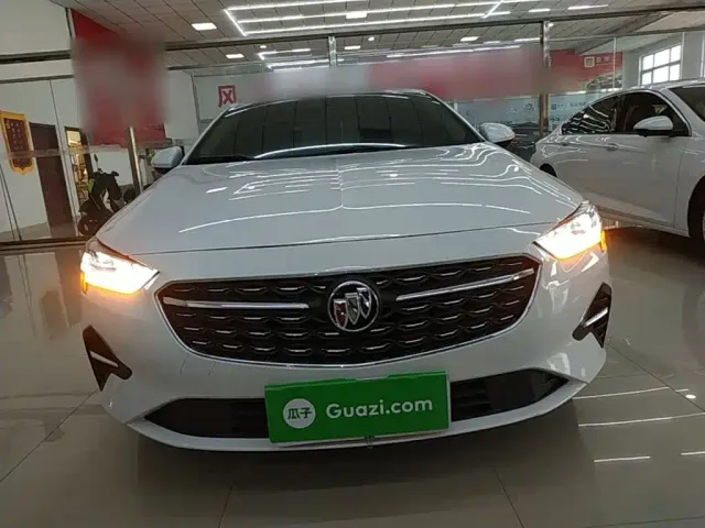 Buick Regal — Фото автомобиля 2