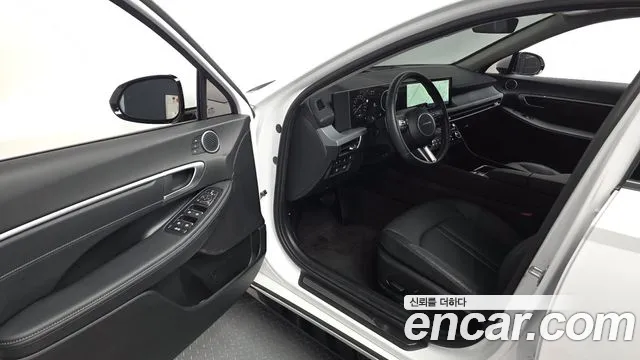 Hyundai Sonata — Фото автомобиля 15