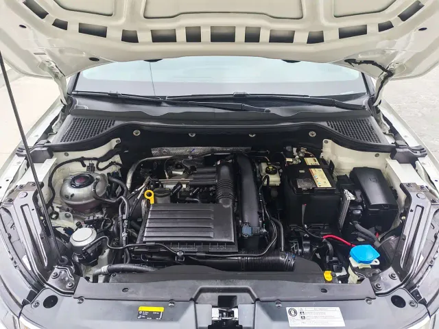 Škoda Karoq 2022 TSI280 Luxury Edition — Фото автомобиля 10