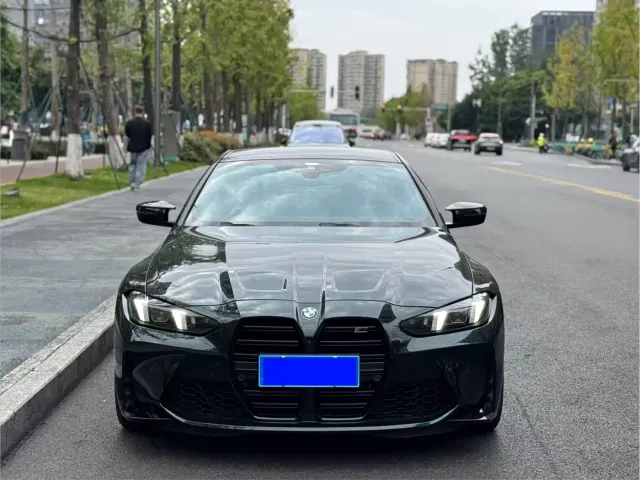 BMW M4 — Фото автомобиля 2