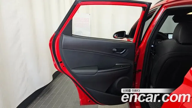 Hyundai Kona Kona (New) — Фото автомобиля 24