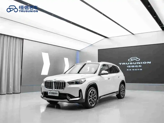 BMW X1 — Фото автомобиля 3