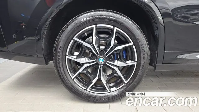 BMW X4 xDrive20i M Sport — Фото автомобиля 3