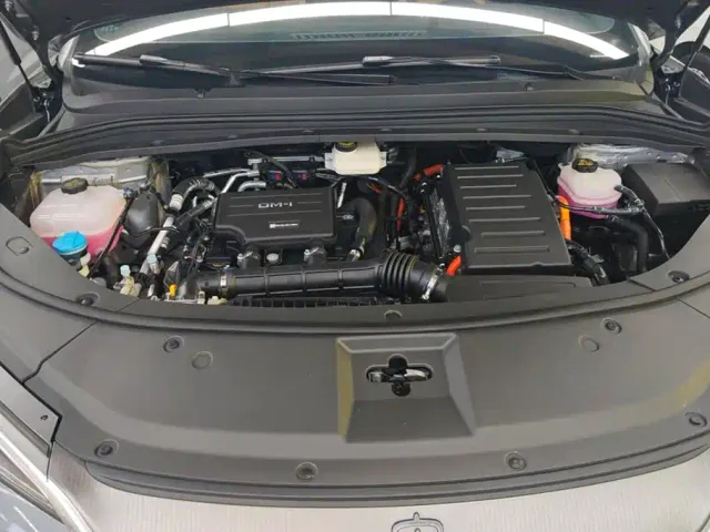 BYD Song L DM-i — Фото автомобиля 10
