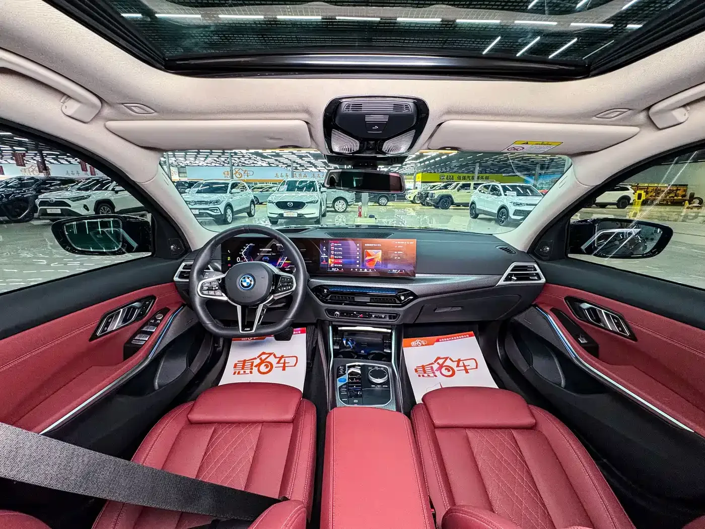 BMW BMW i3 2025 eDrive 40 L Shadow Night Sport Package — Фото автомобиля 14
