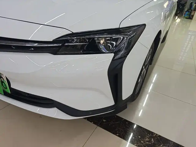 Buick Velite 6 — Фото автомобиля 23