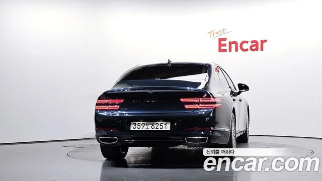 Genesis G80 RG3 — Фото автомобиля 4