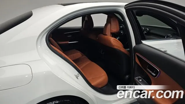 Mercedes-Benz C-Class — Фото автомобиля 12