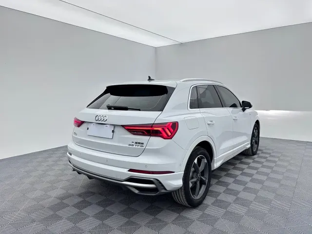 Audi Q3 — Фото автомобиля 6