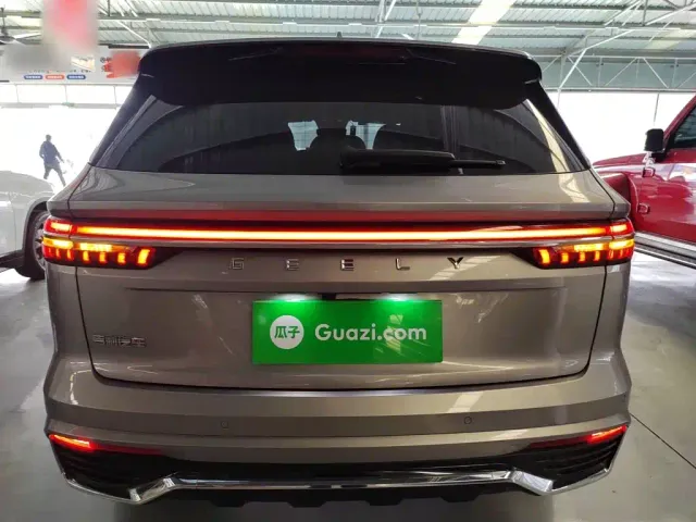 Geely Xingyue L — Фото автомобиля 3