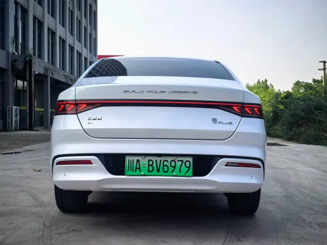 BYD Qin PLUS — Фото автомобиля 8