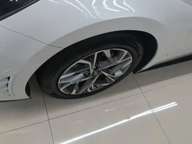 Hyundai Sonata — Фото автомобиля 22