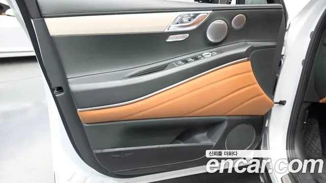 Genesis GV80 — Фото автомобиля 13